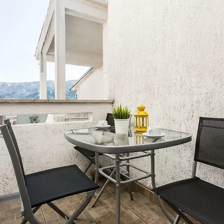 דירה Frgacic I באסקה