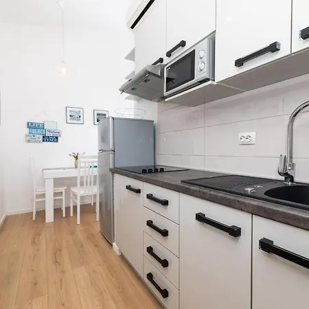 Апартаменты Frgacic I *